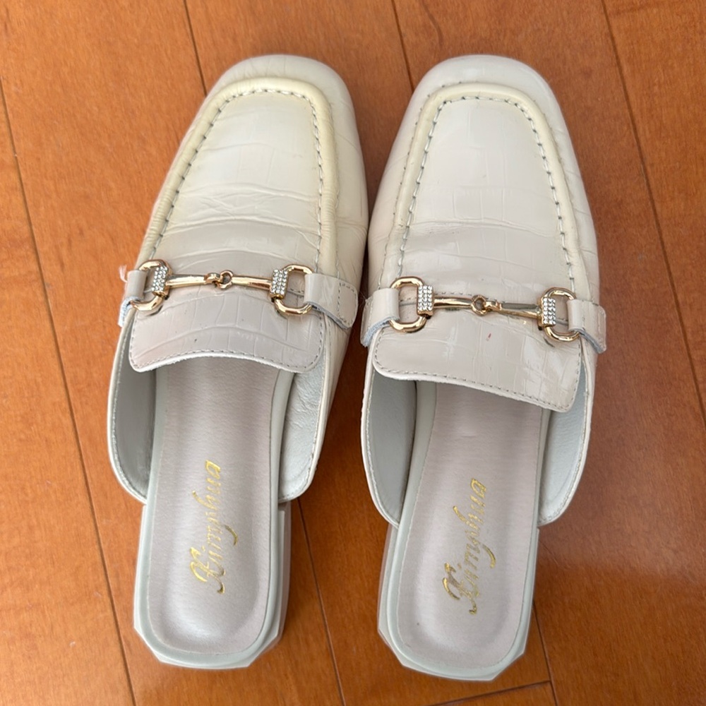 Leather backless slides on loafers with chain